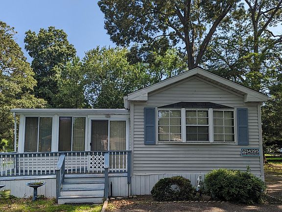 2nd image of 34295 Harbor Dr S #22561