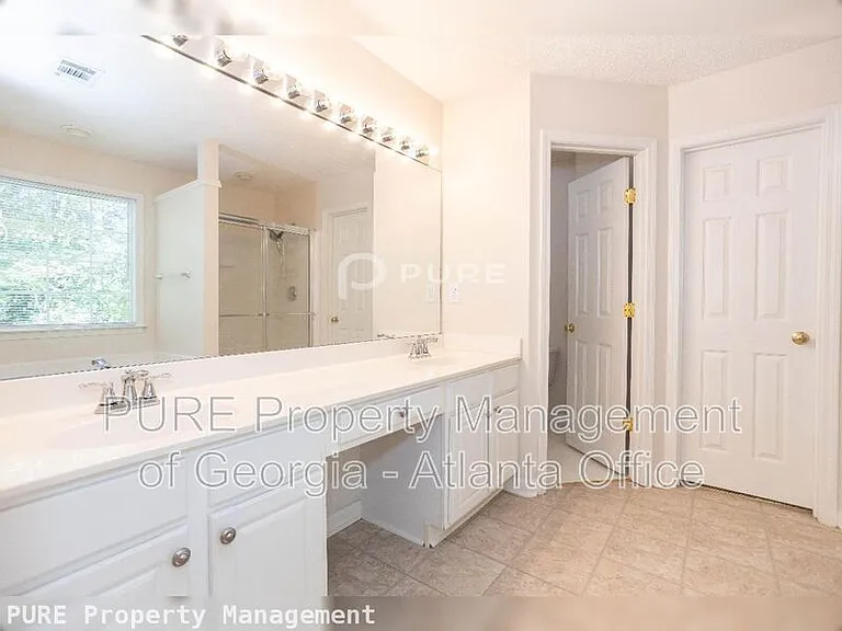 3468 Chastain Glen Ln NE — Photo 17