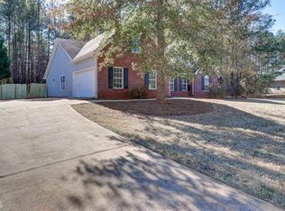 40 Rose Walk Dr, Covington, GA 30016