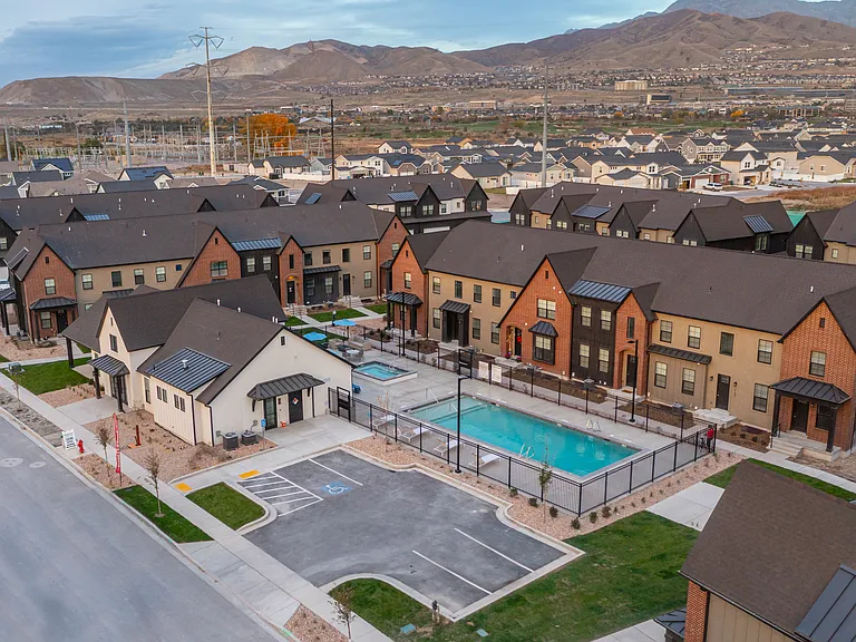 Drexler Townhomes at Holbrook — Photo 33