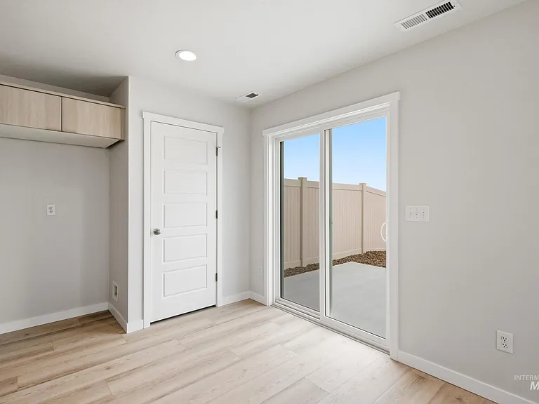 10770 Rutland St — Photo 12