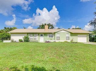 2110 Heasley Rd, Englewood, FL 34223
