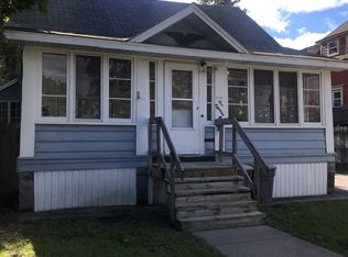 518 S 6th Ave, Alpena, MI