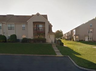 1206 Barry Ct #717A, Southampton, PA