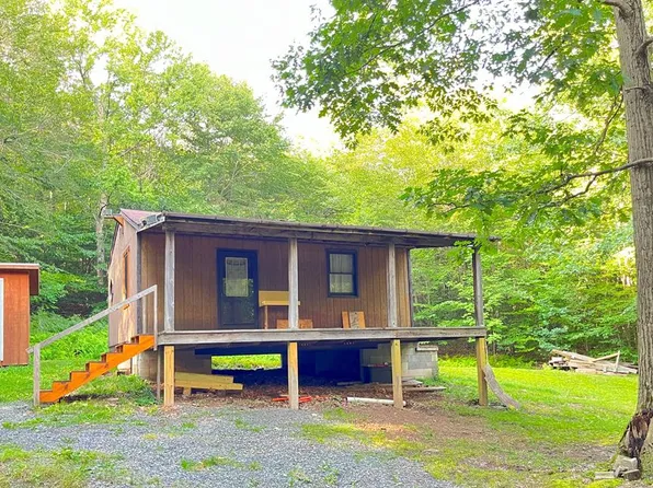 125 Chipmunk Ln, Blossburg, PA 16912