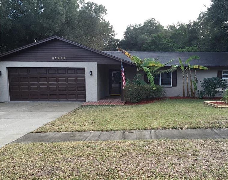 1st image of 37022 Highlands Ct