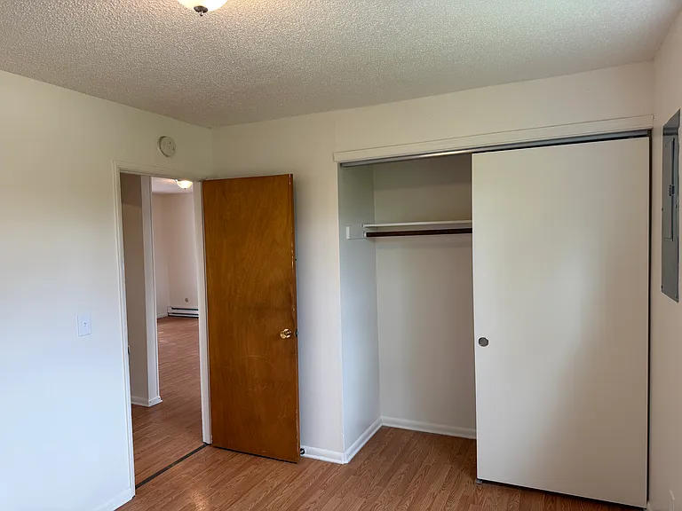 1409 SE Mall St #6 — Photo 9