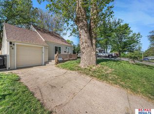 6029 Ruggles St, Omaha, NE 68104