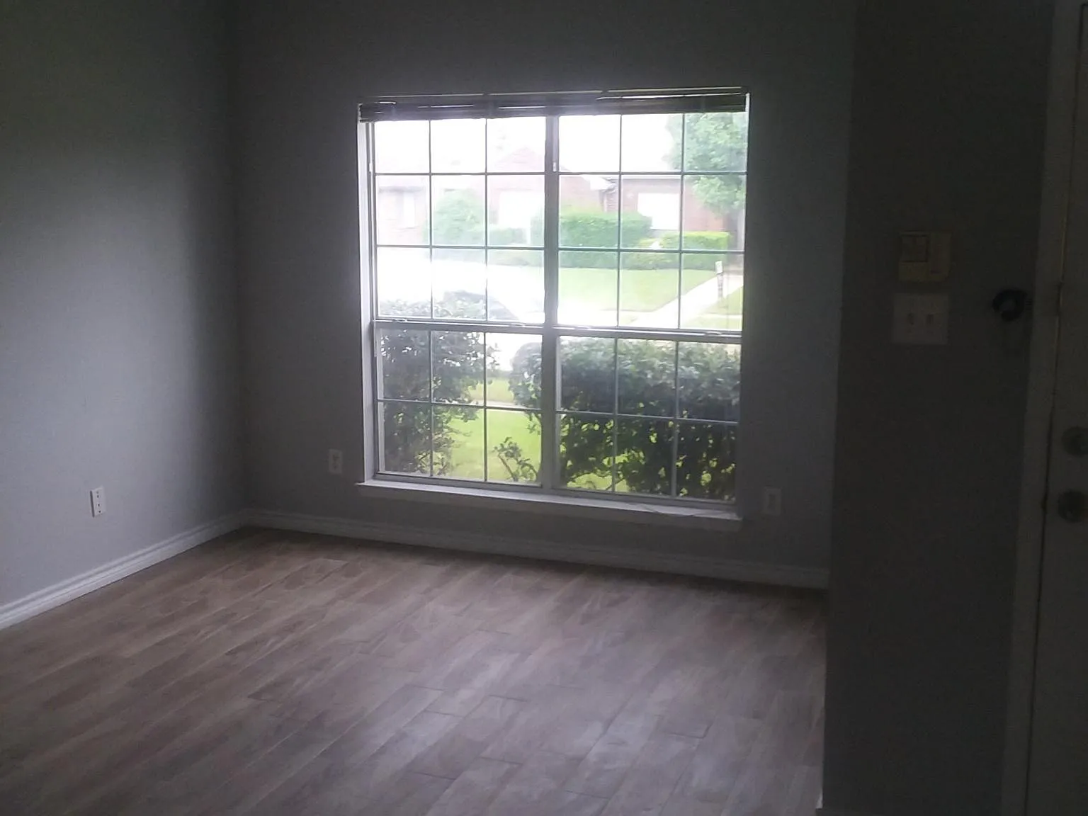 4 bed, 2165 sqft, $2,795 — Photo 2
