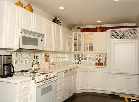 4th image of 37869 Sunnybrook St