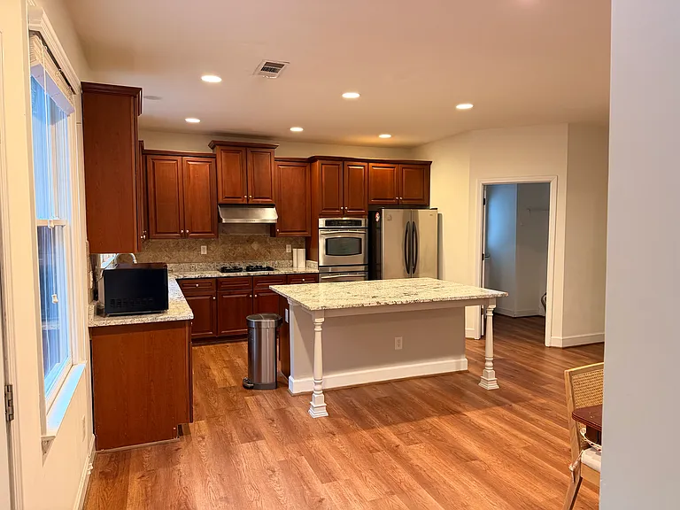665 Sentry Ridge Xing — Photo 1