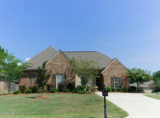 272 Fieldstone Ln, Madison, MS 39110