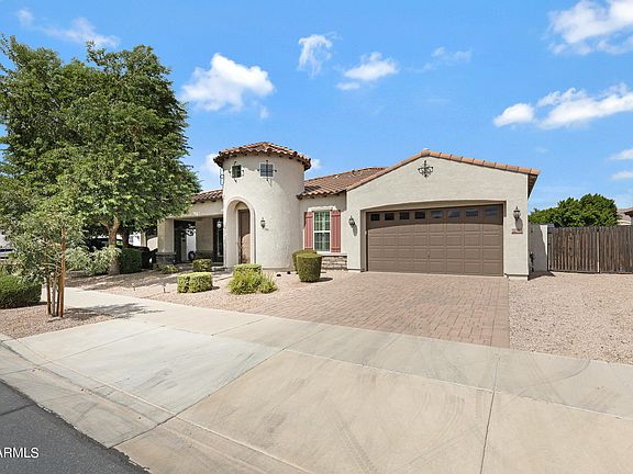 3rd image of 22162 E CREEKSIDE Drive