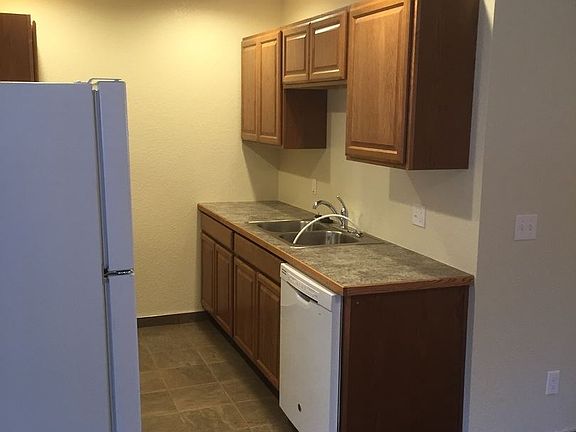 3rd image of 1407 E Flint St APT 14