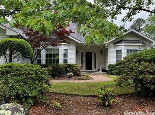 2 Laredo Ln, Hot Springs Village, AR 71909