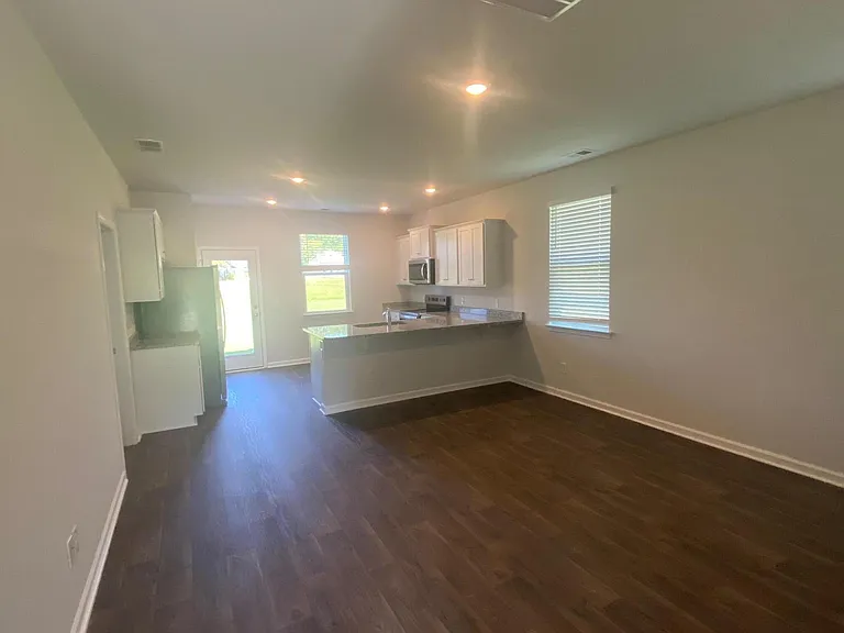 1064 Refuge Way — Photo 5