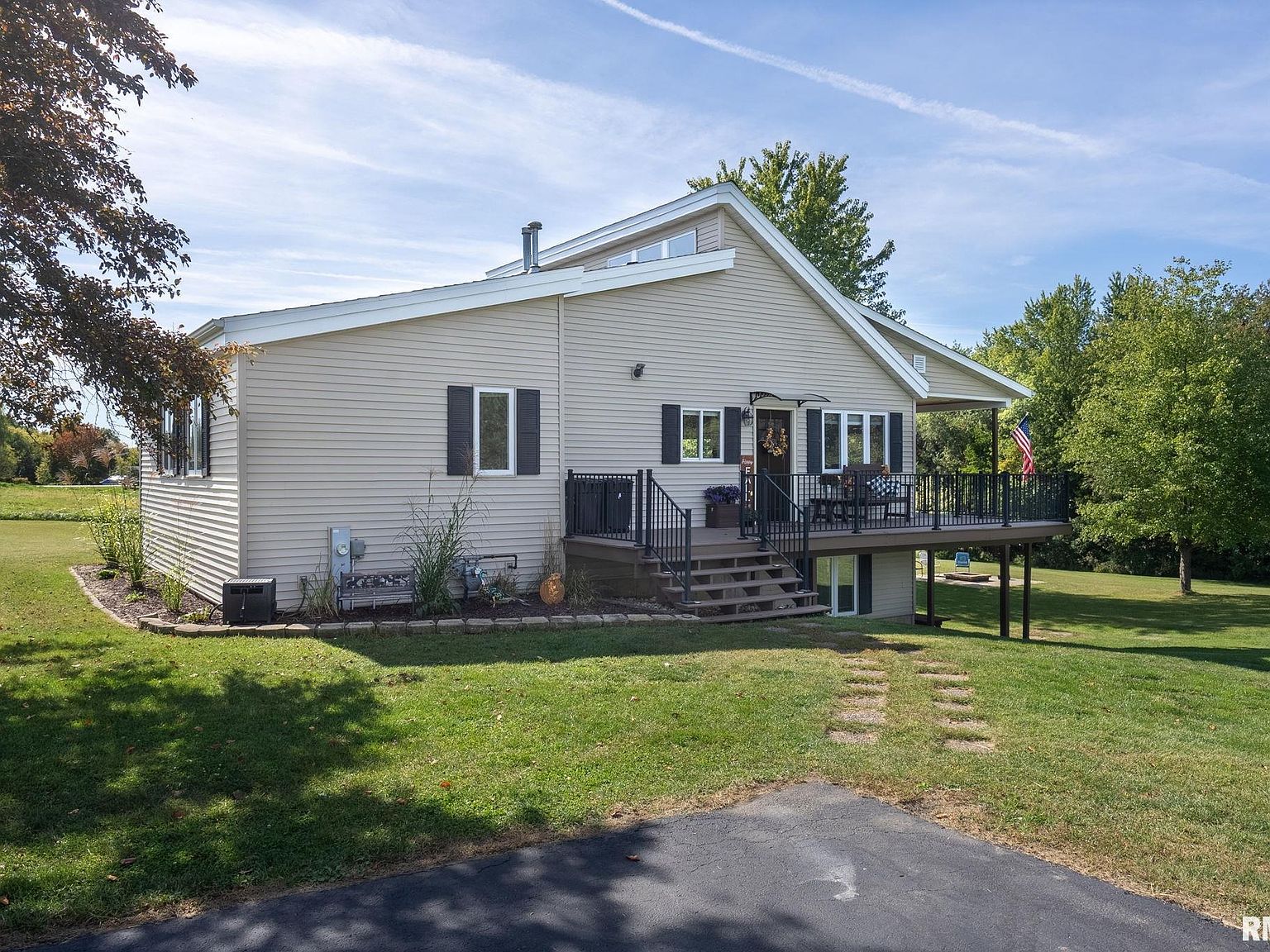 2547 Cottage Hill Dr, Lanark, IL 61046 Zillow