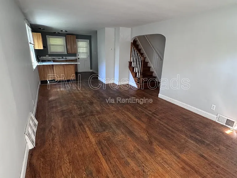 2876 Hudson Dr #A — Photo 7