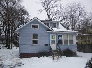 149 N Calhoun St, Aurora, IL 60505