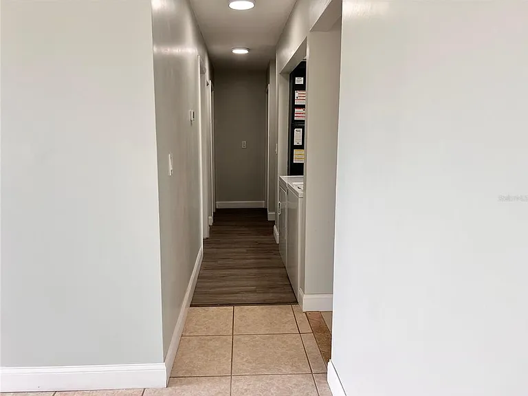 1299 Birchcrest Blvd — Photo 7
