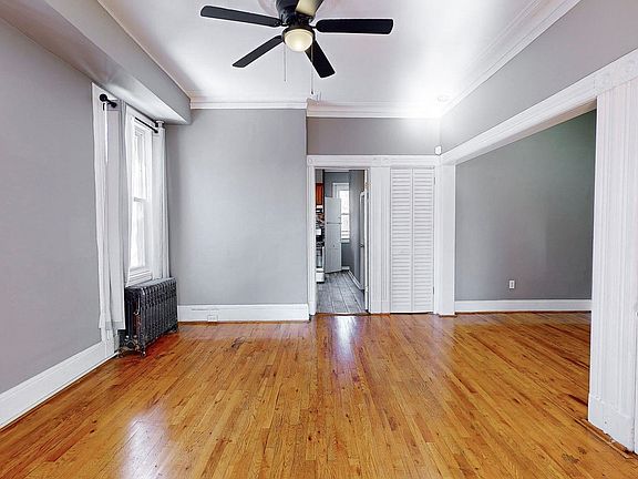 3rd image of 20 Linden Ct #2