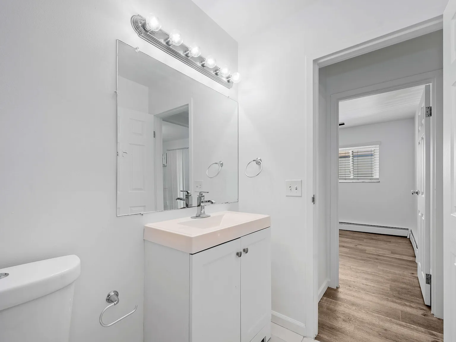 2935 Marshall Ave — Photo 3
