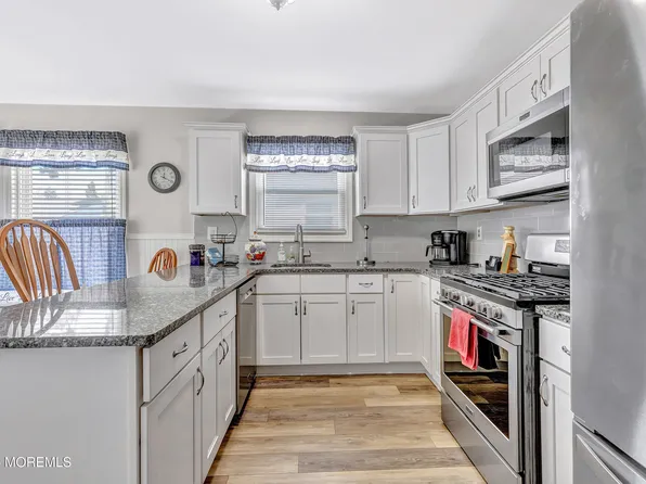 25 San Carlos Street, Toms River, NJ 08757