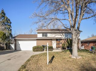 427 S Potomac Cir, Aurora, CO 80012