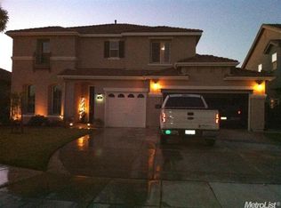 915 Azalea Ct, Los Banos, CA 93635