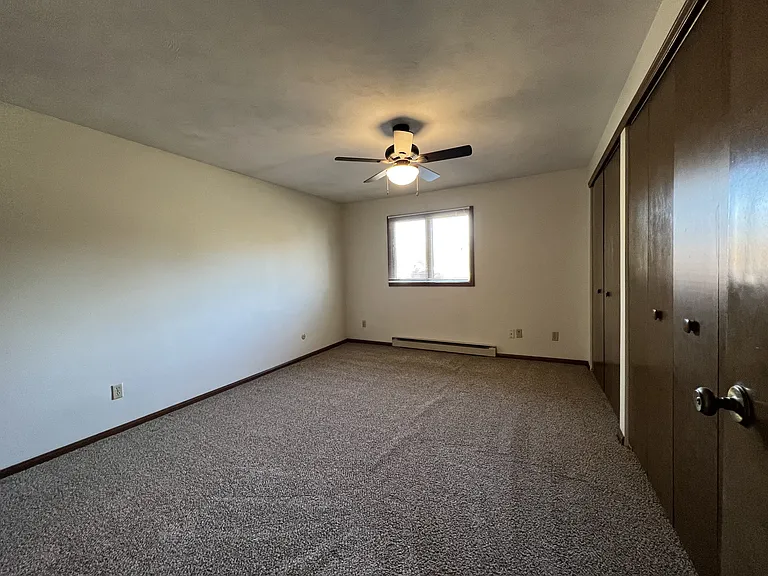 Carriage Hill Apartments — Photo 46