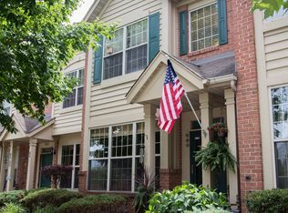 8814 Saint James Pl, Highland, IN 46322