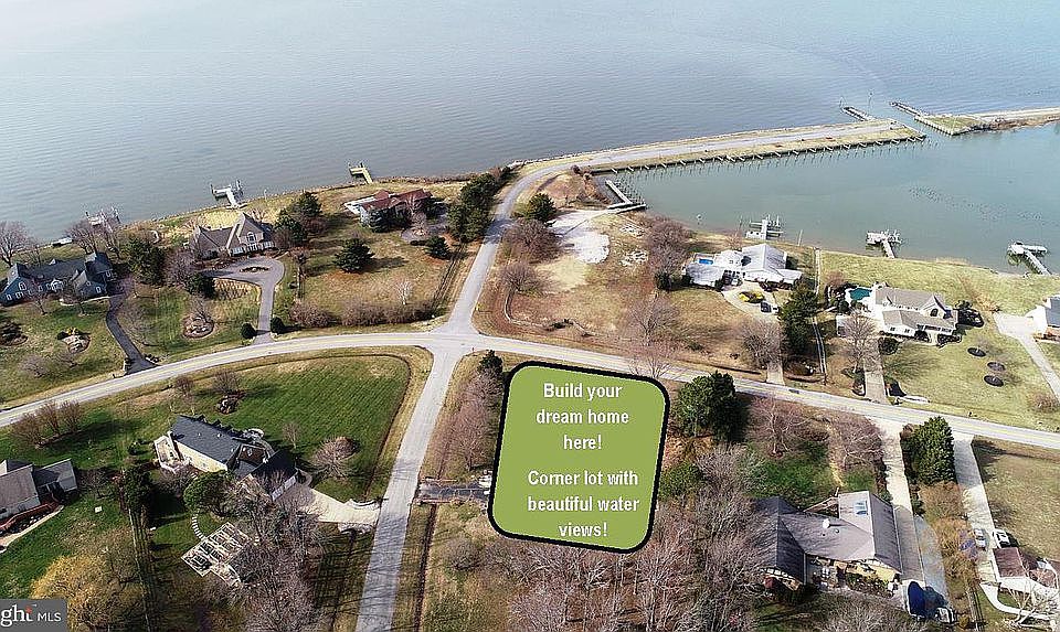 1st image of 124 Prospect Bay Dr W