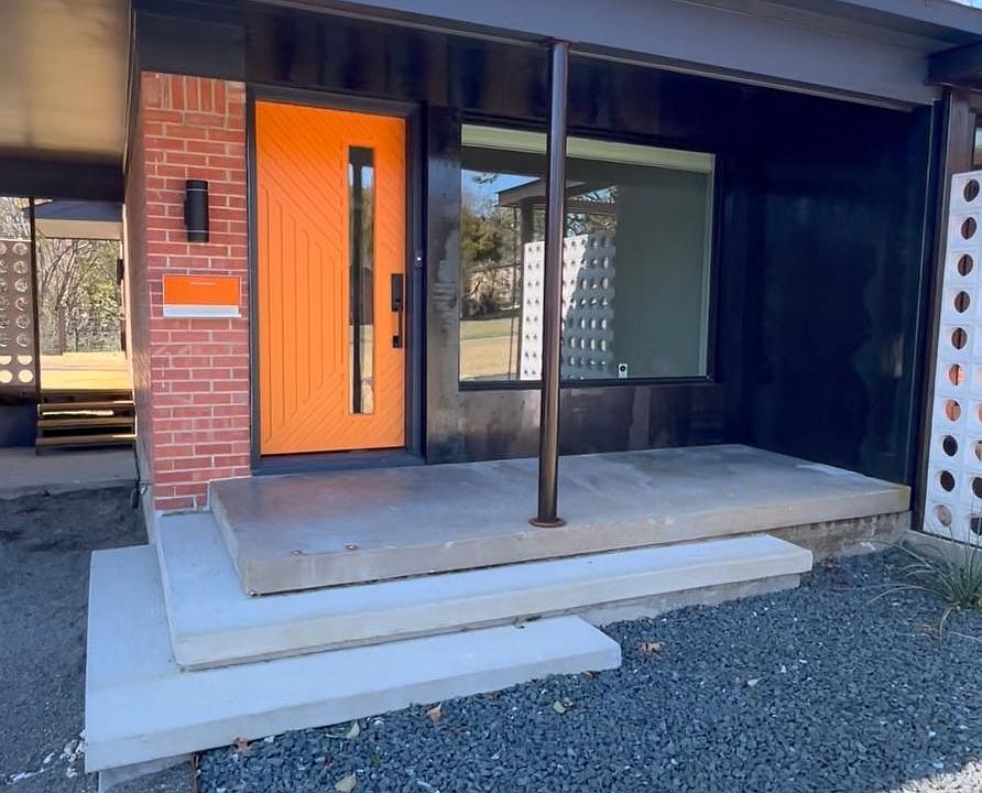 1st image of 1820 Mariposa Dr #1820