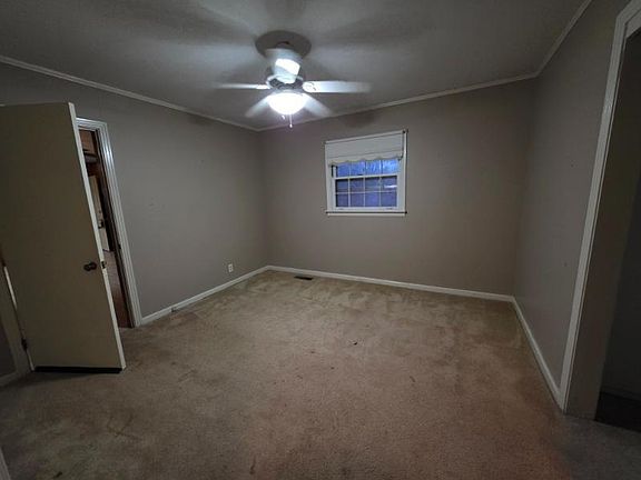 5th image of 111 E Melody Ln