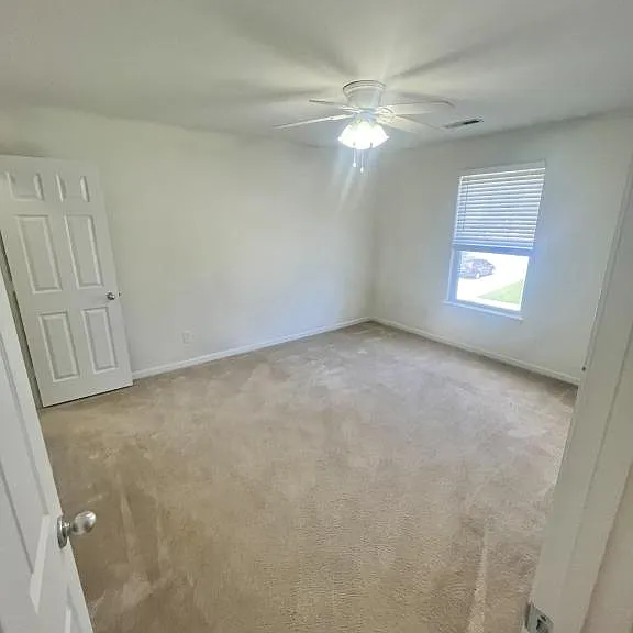425 Tiburon Dr — Photo 22