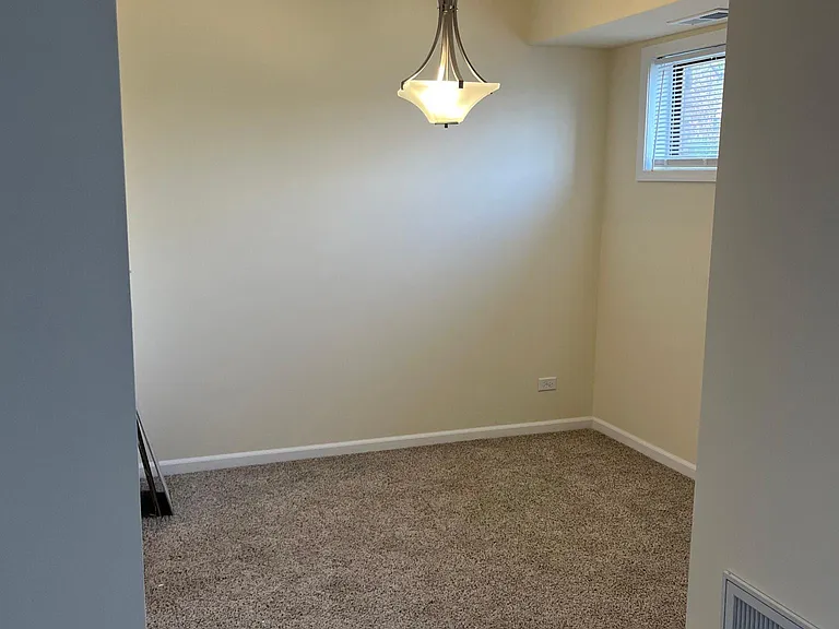 2216 Country Club Dr — Photo 14