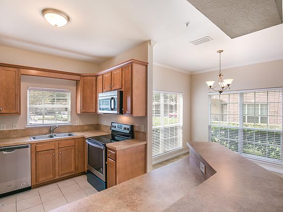 4th image of 7800 Point Meadows Dr APT 717