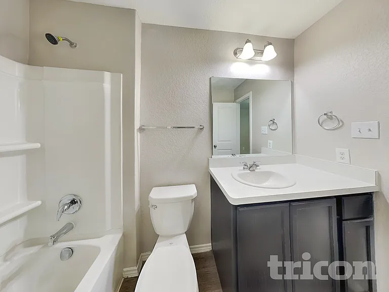 5118 Everett Loop — Photo 7