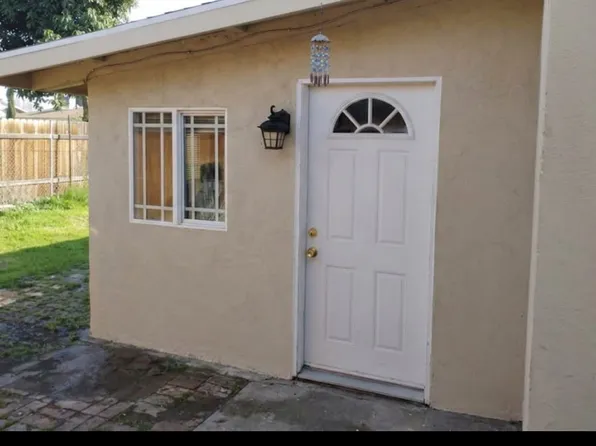 2601 Cleveland Way #1, Bakersfield, CA 93304