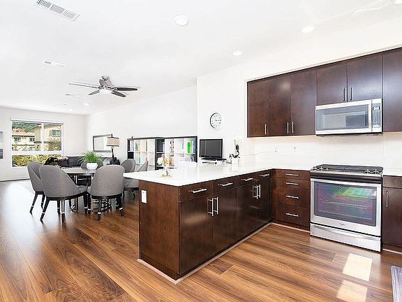 4th image of 2581 Arvia St Unit 9