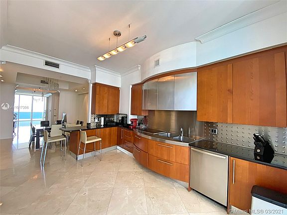 5th image of 18101 Collins Ave APT 4102