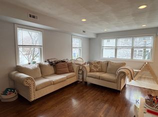 29 Harrison St APT B, Roslindale, MA 02131
