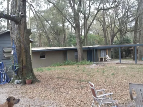 8380 SE 69th Ave, Trenton, FL 32693