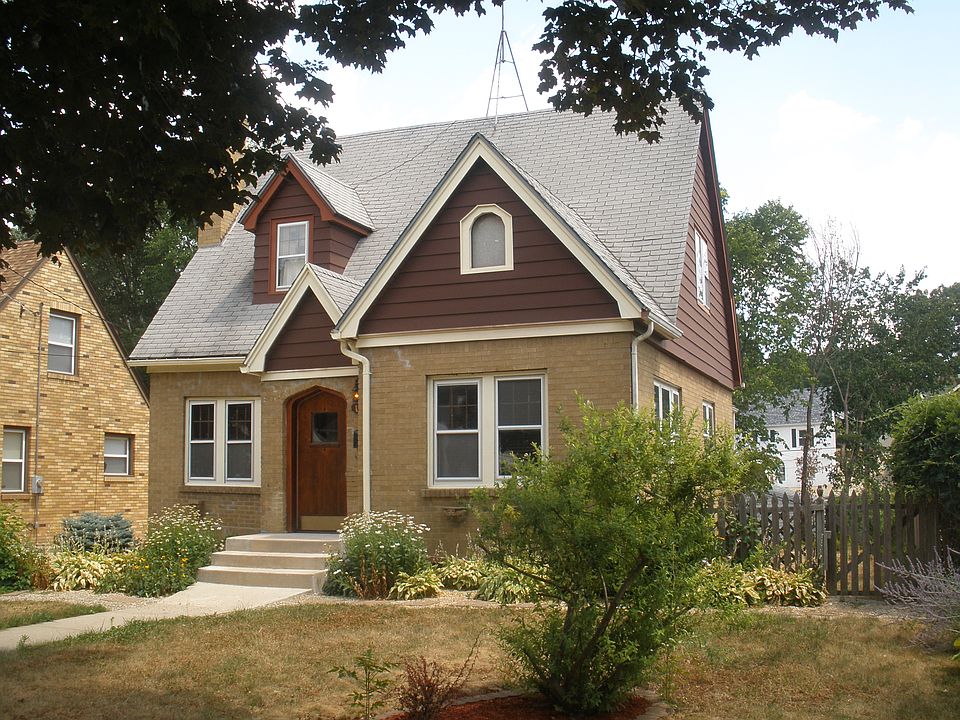 1st image of 132 Saint Louis Ave