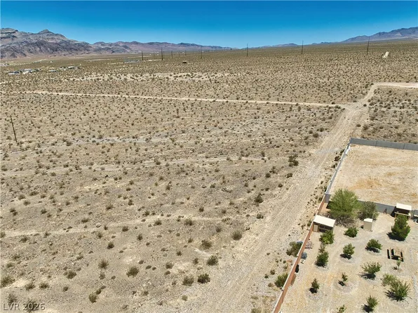 701 E Lock Way, Pahrump, NV 89060