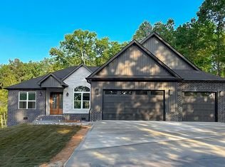 100 Oonolehi Way, Loudon, TN 37774