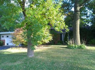 208 Basswood Dr, Naperville, IL