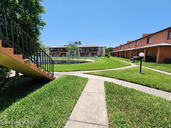 5th image of 136 San Juan Cir