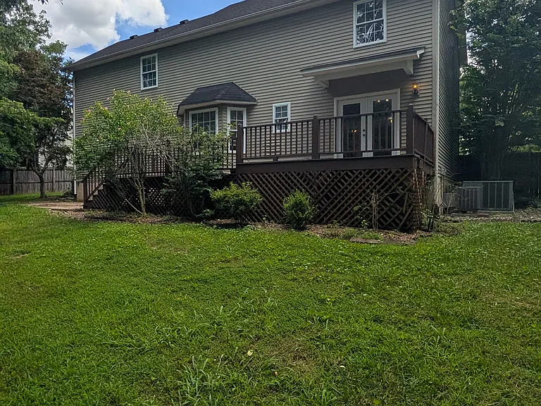 116 Paxton Ct — Photo 29