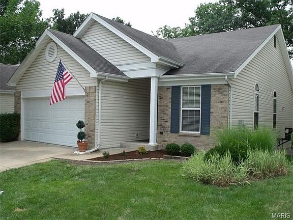 2nd image of 1017 Arbor Pointe Dr
